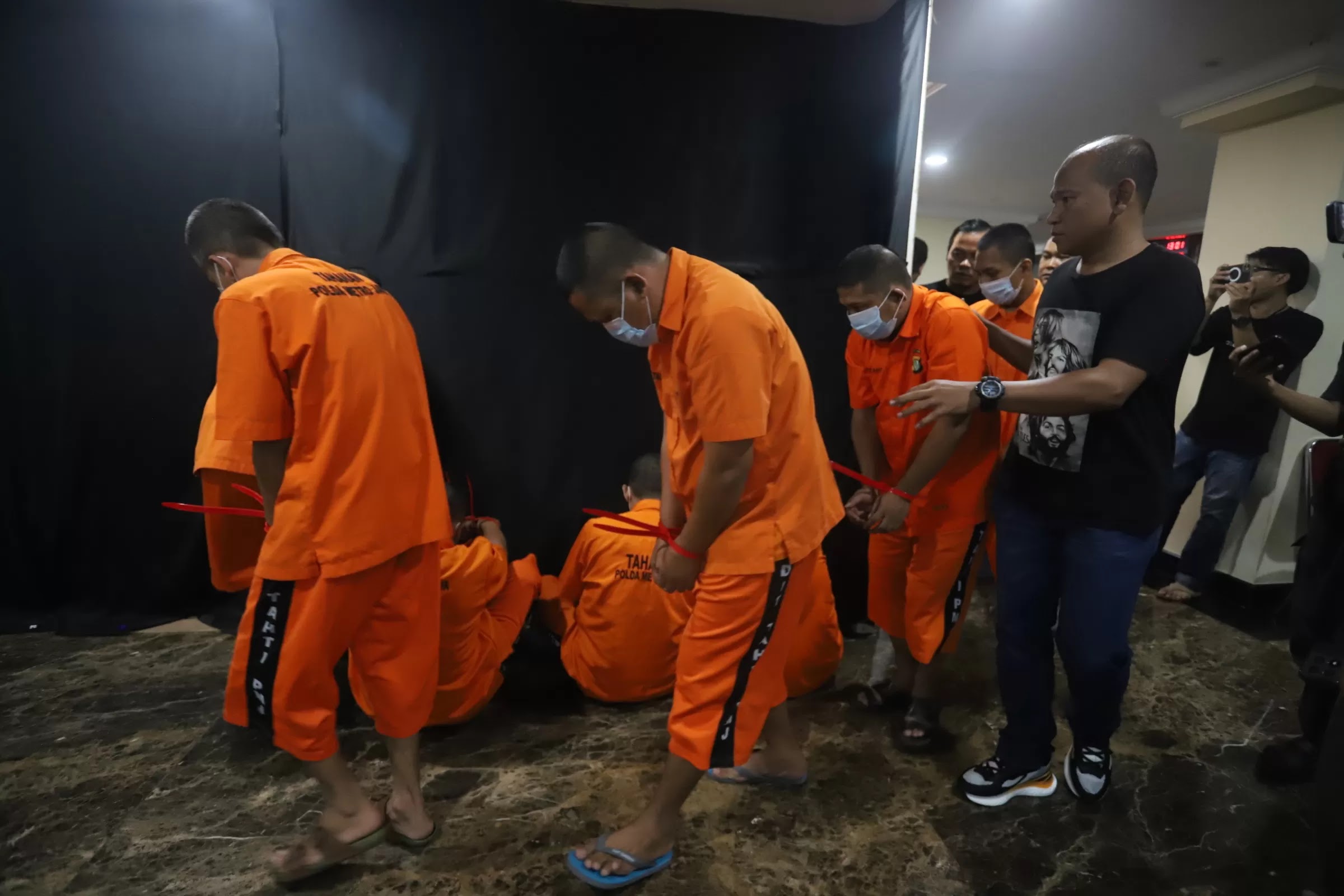 Tindak Kejahatan Terencana Profesional: Modus Operandi, Faktor Penyebab, Dampak Finansial dan Sosial, Strategi Pencegahan, Peran Aparat Penegak Hukum, serta Solusi Masyarakat untuk Mencegah Kejahatan Terorganisir