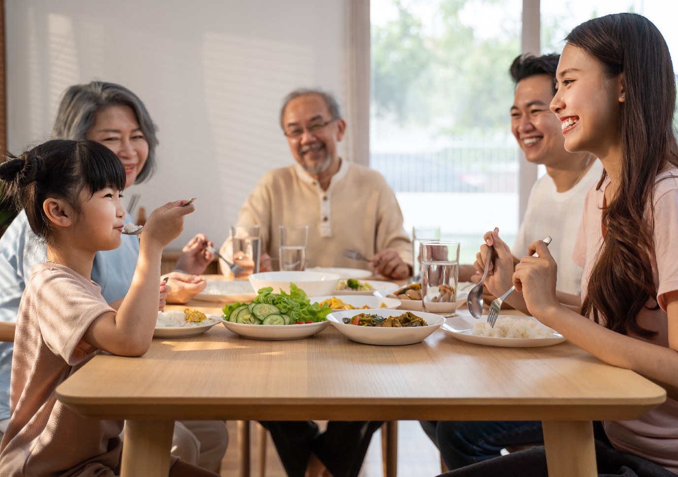 Makanan Bergizi untuk Keluarga sebagai Dasar Pola Makan Sehat demi Menjaga Kesehatan dan Keharmonisan di Rumah